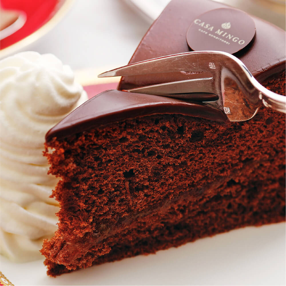 最高級洋菓子 ウィーンの銘菓 ザッハトルテ 最高級誕生日ケーキの人気公式通販 洋菓子店カサミンゴー CASA MINGO